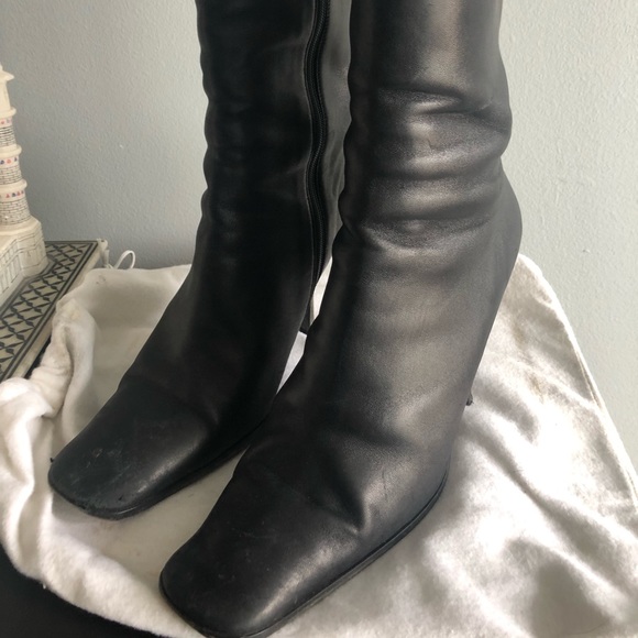 Vintage black Prada high heeled boots, mid-calf length. - Picture 4 of 8